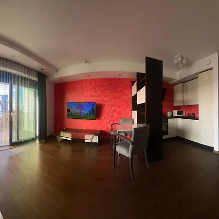 Capital 102a Апартаменти *